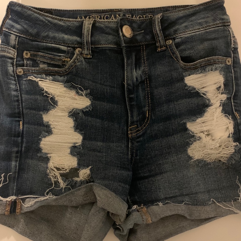 American eagle ripped denim shorts
